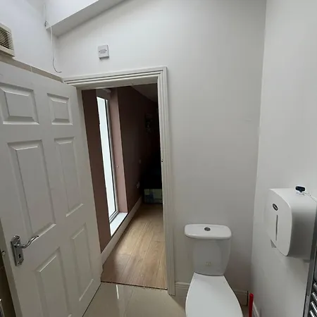 Cosy En-suite Double South 5 *
