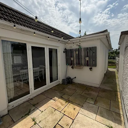 Cosy En-suite Double South 5
